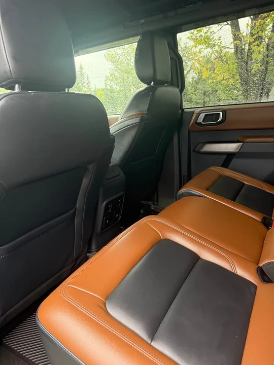 2023 Ford Bronco 6th Gen - Image 16 of 17