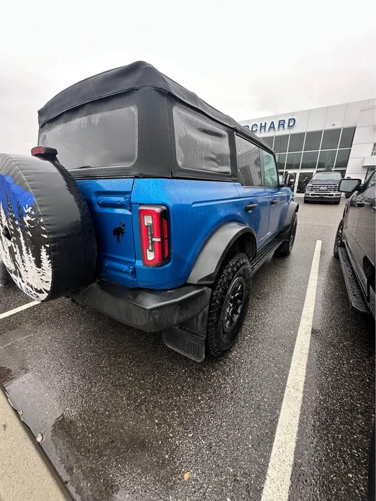2023 Ford Bronco 6th Gen - Image 3 of 4