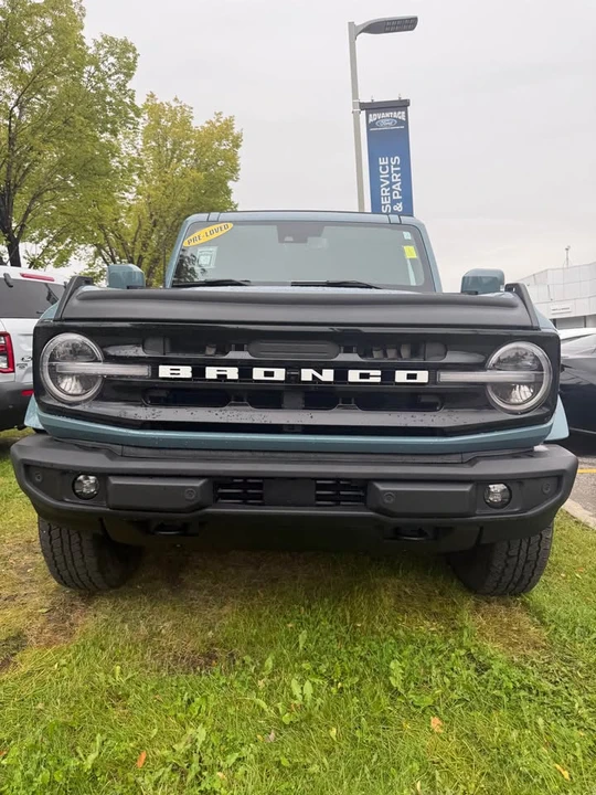 2023 Ford Bronco 6th Gen - Image 2 of 17