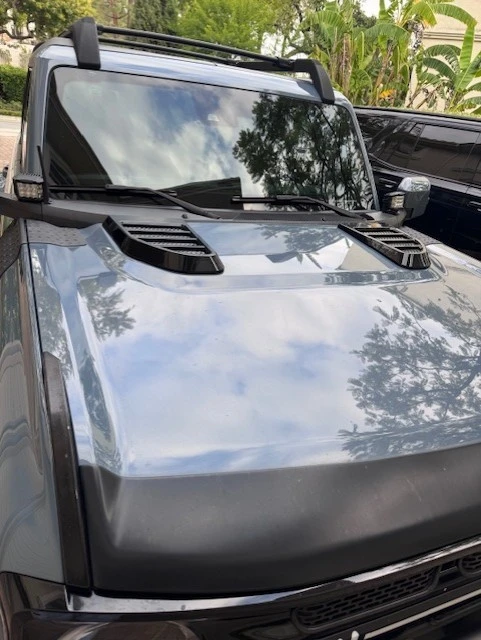 2023 Ford Bronco 6th Gen - Image 9 of 10