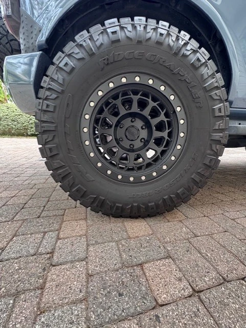 2023 Ford Bronco 6th Gen - Image 8 of 10