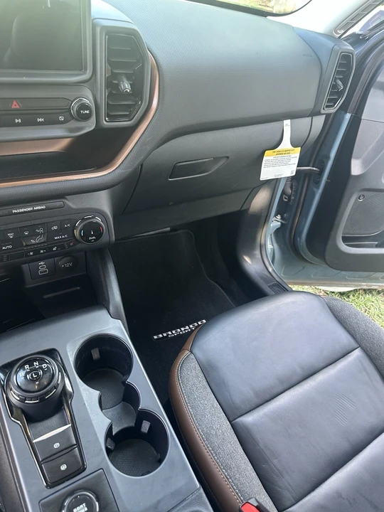 2023 Ford Bronco 6th Gen - Image 15 of 20