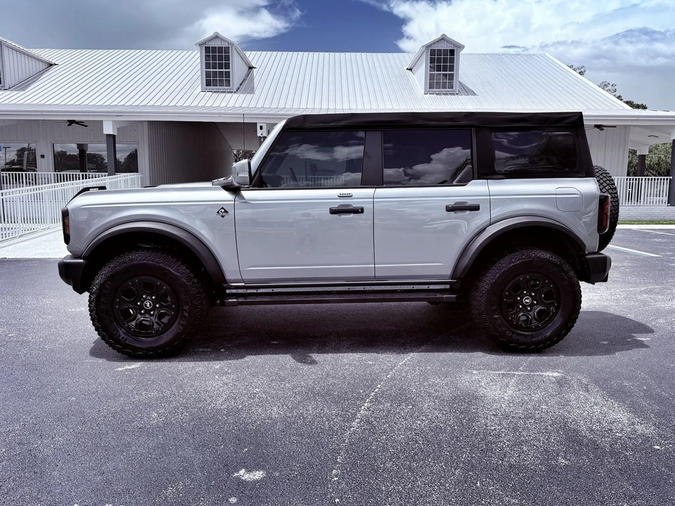 2023 Ford Bronco 6th Gen - Image 11 of 12