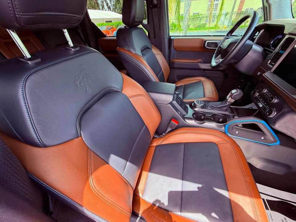 2023 Ford Bronco 6th Gen - Image 8 of 12