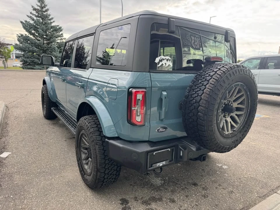 2023 Ford Bronco 6th Gen - Image 8 of 11