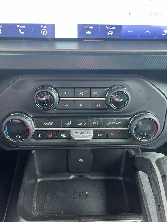 2023 Ford Bronco 6th Gen - Image 13 of 16