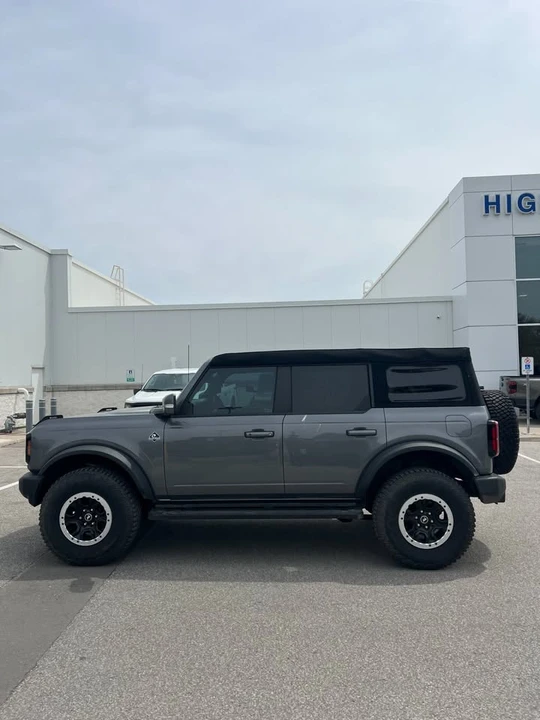2023 Ford Bronco 6th Gen - Image 8 of 16