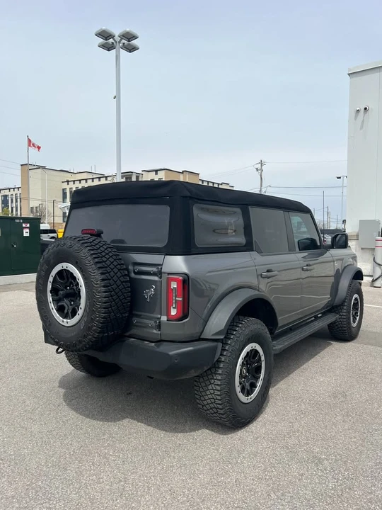 2023 Ford Bronco 6th Gen - Image 5 of 16