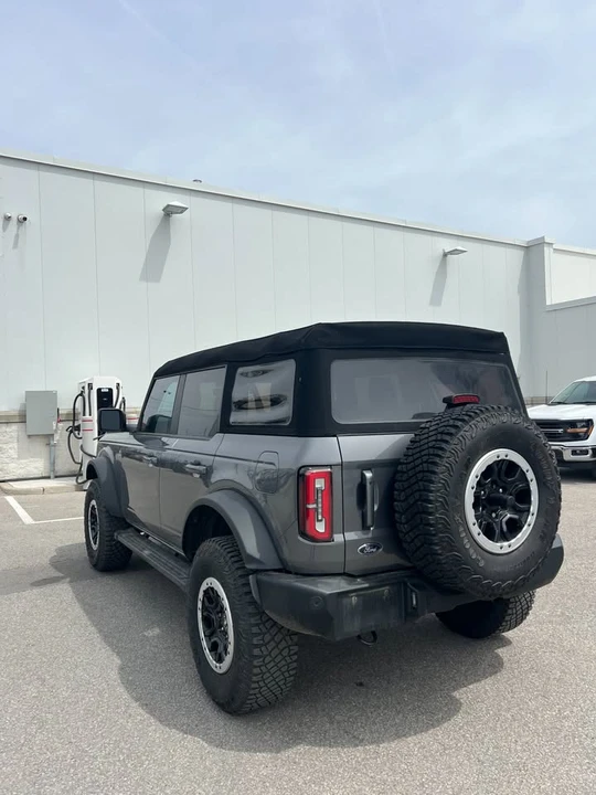 2023 Ford Bronco 6th Gen - Image 7 of 16