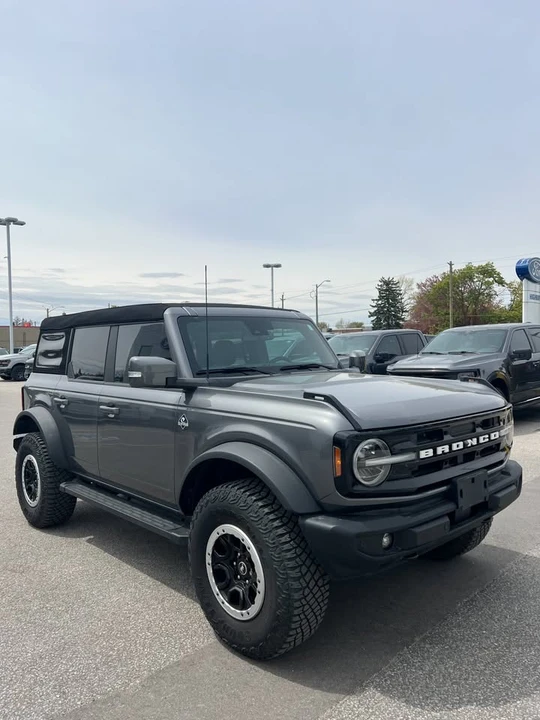 2023 Ford Bronco 6th Gen - Image 3 of 16
