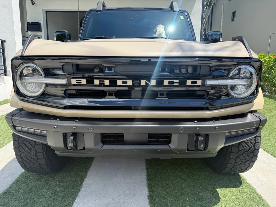 2023 Ford Bronco 6th Gen - Image 10 of 23