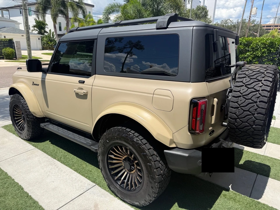 2023 Ford Bronco 6th Gen - Image 9 of 23
