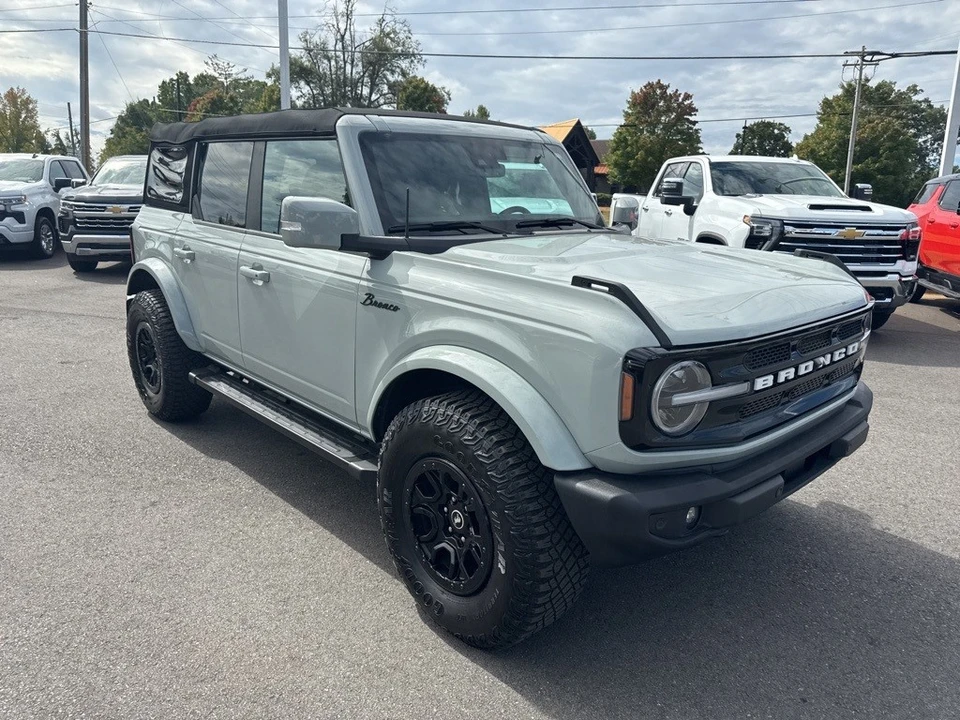 2023 Ford Bronco 6th Gen - Image 7 of 12
