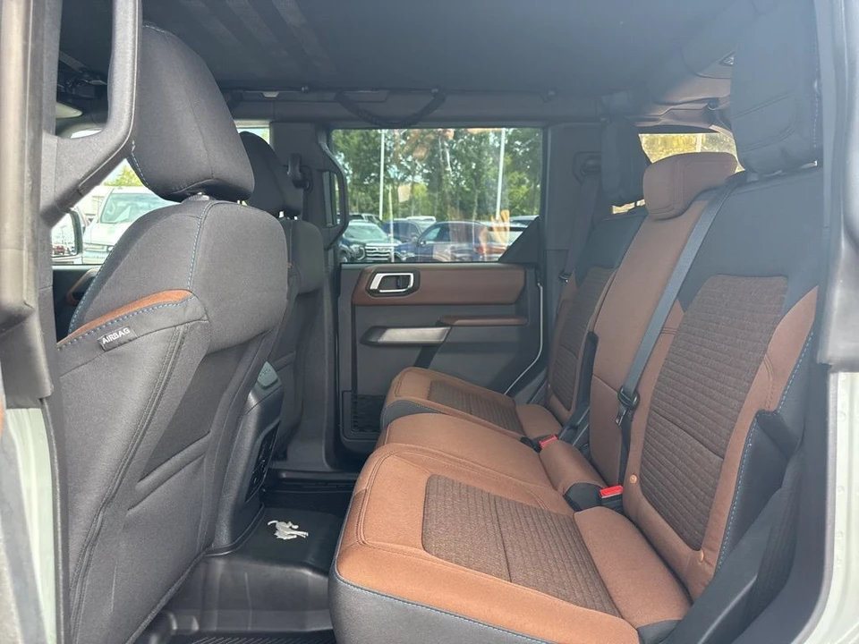 2023 Ford Bronco 6th Gen - Image 10 of 12