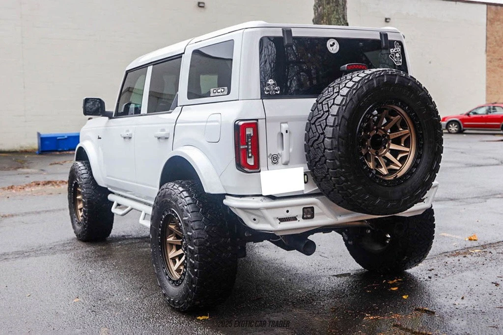 2023 Ford Bronco 6th Gen - Image 6 of 12