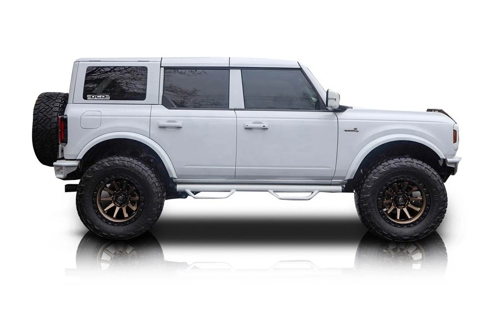 2023 Ford Bronco 6th Gen - Image 2 of 12