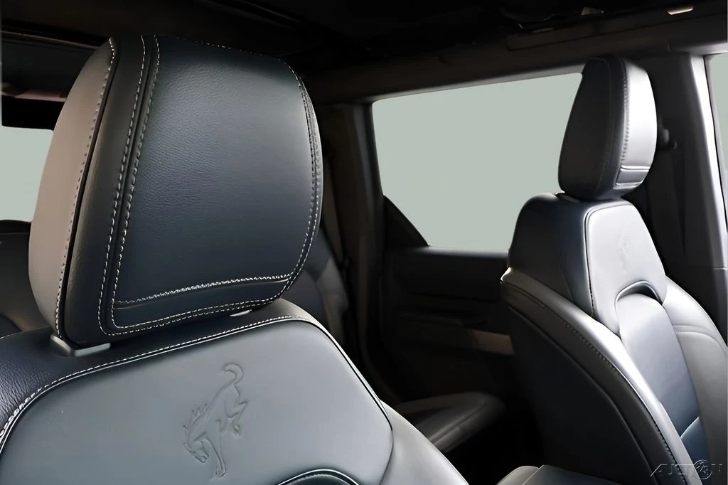2023 Ford Bronco 6th Gen - Image 18 of 24
