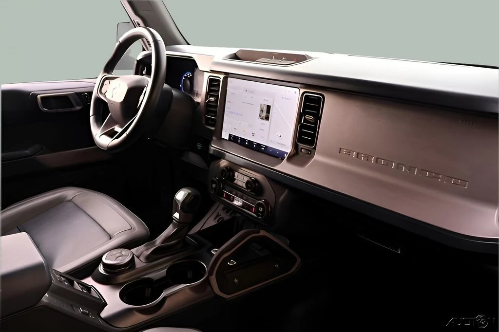 2023 Ford Bronco 6th Gen - Image 19 of 24