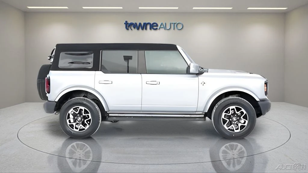 2023 Ford Bronco 6th Gen - Image 6 of 24
