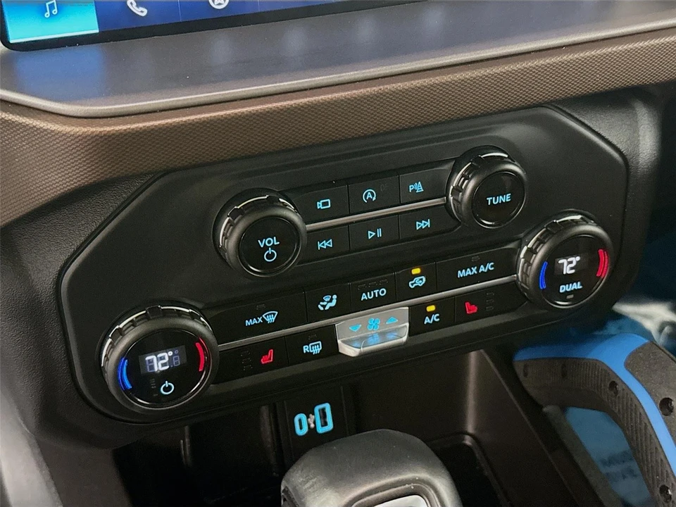 2023 Ford Bronco 6th Gen - Image 16 of 21