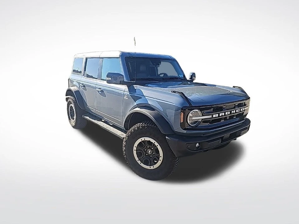 2023 Ford Bronco 6th Gen - Image 3 of 12
