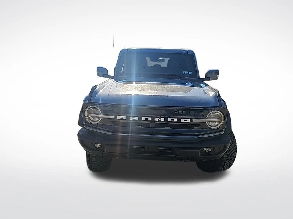 2023 Ford Bronco 6th Gen - Image 2 of 12
