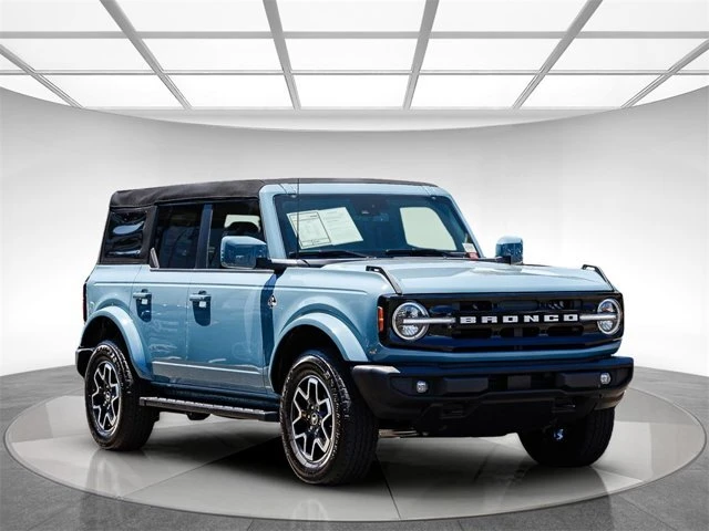 2023 Ford Bronco 6th Gen - Image 5 of 12