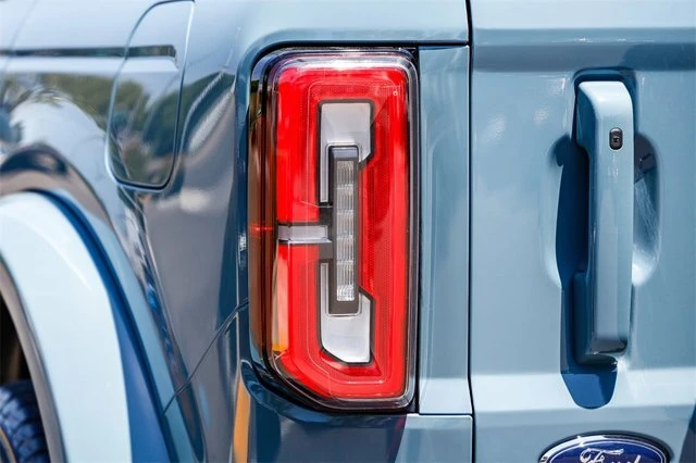 2023 Ford Bronco 6th Gen - Image 8 of 12