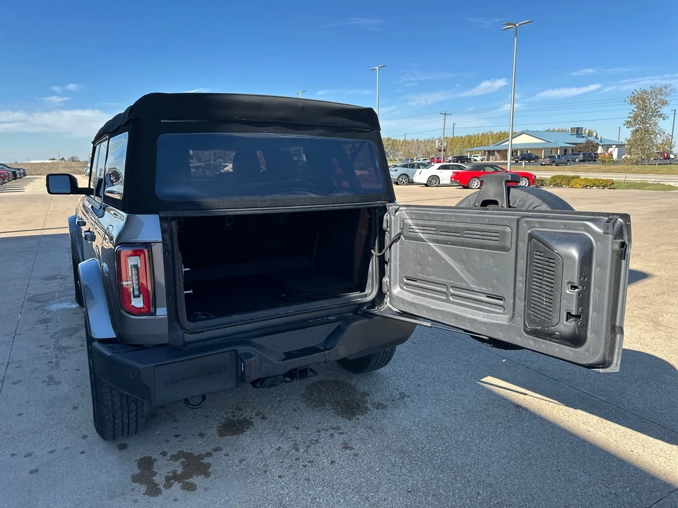 2023 Ford Bronco 6th Gen - Image 13 of 21