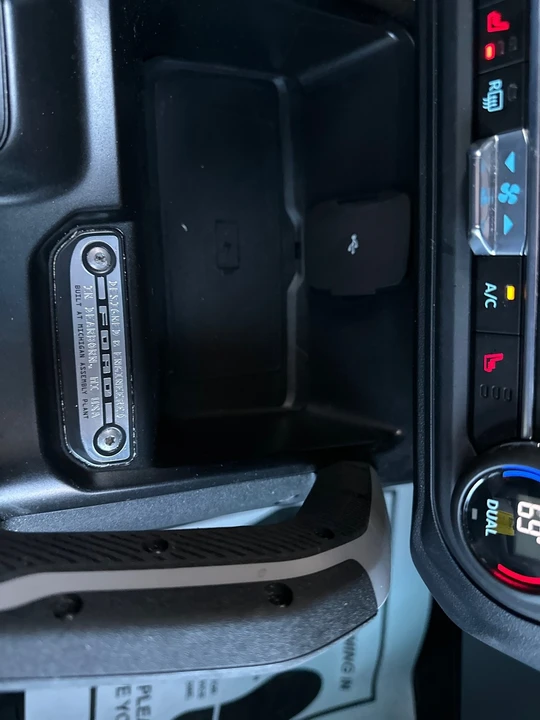 2023 Ford Bronco 6th Gen - Image 29 of 31