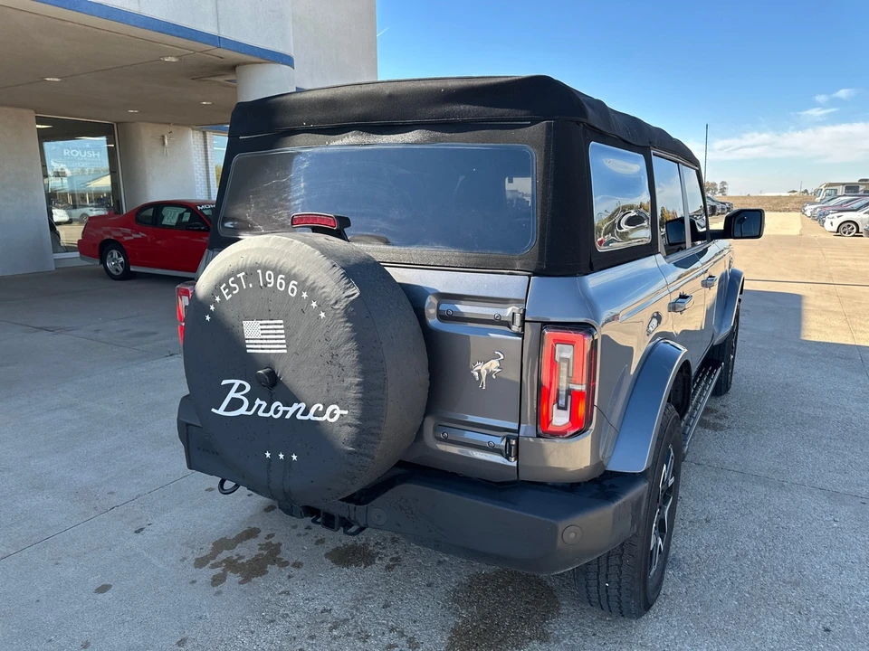 2023 Ford Bronco 6th Gen - Image 11 of 12