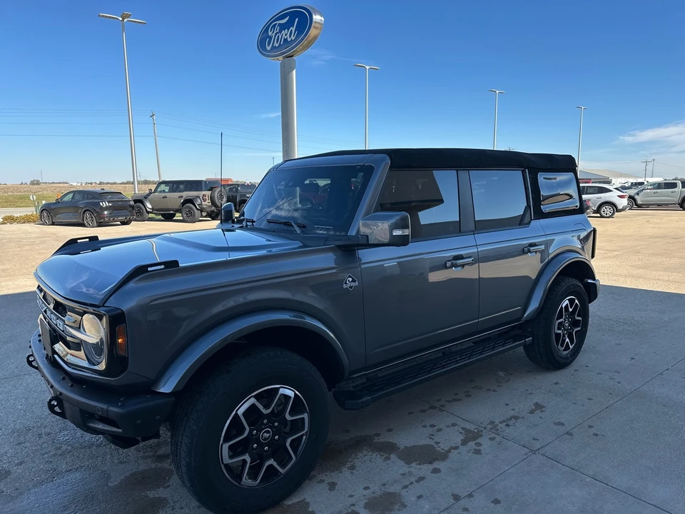2023 Ford Bronco 6th Gen - Image 7 of 31