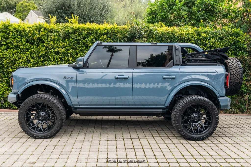 2023 Ford Bronco 6th Gen - Image 3 of 12