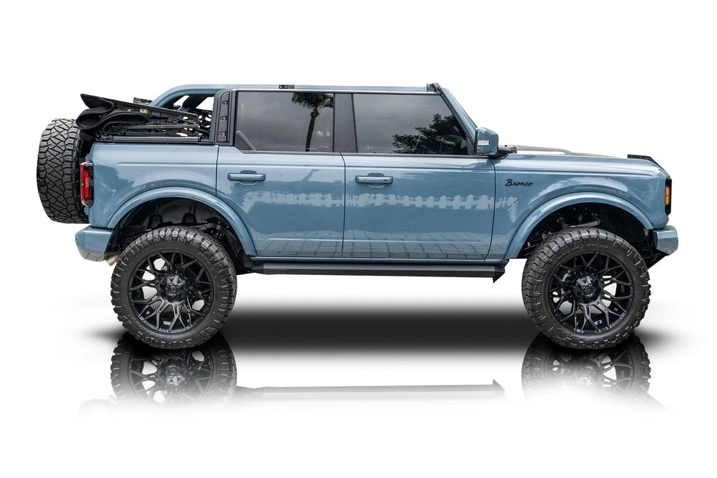 2023 Ford Bronco 6th Gen - Image 2 of 12