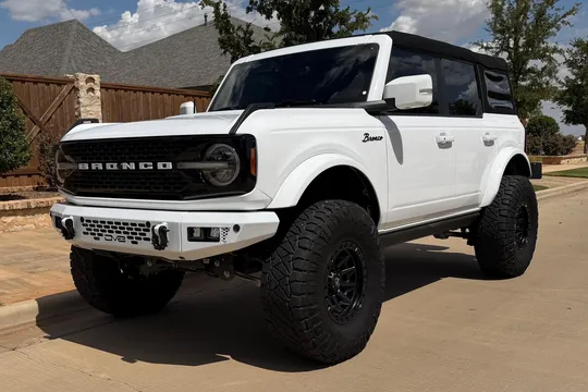 2023 Ford Bronco Outer Banks