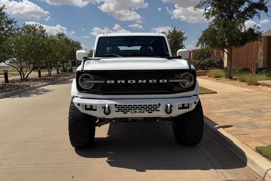 2023 Ford Bronco 6th Gen - Image 10 of 31