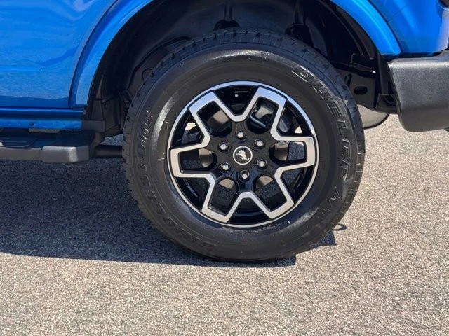2023 Ford Bronco 6th Gen - Image 14 of 30