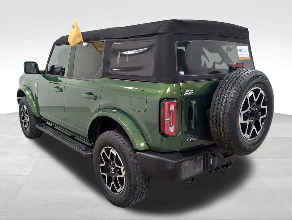 2023 Ford Bronco 6th Gen - Image 8 of 12