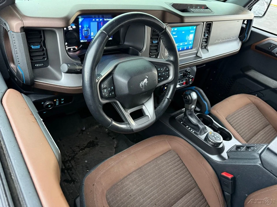 2023 Ford Bronco 6th Gen - Image 11 of 12