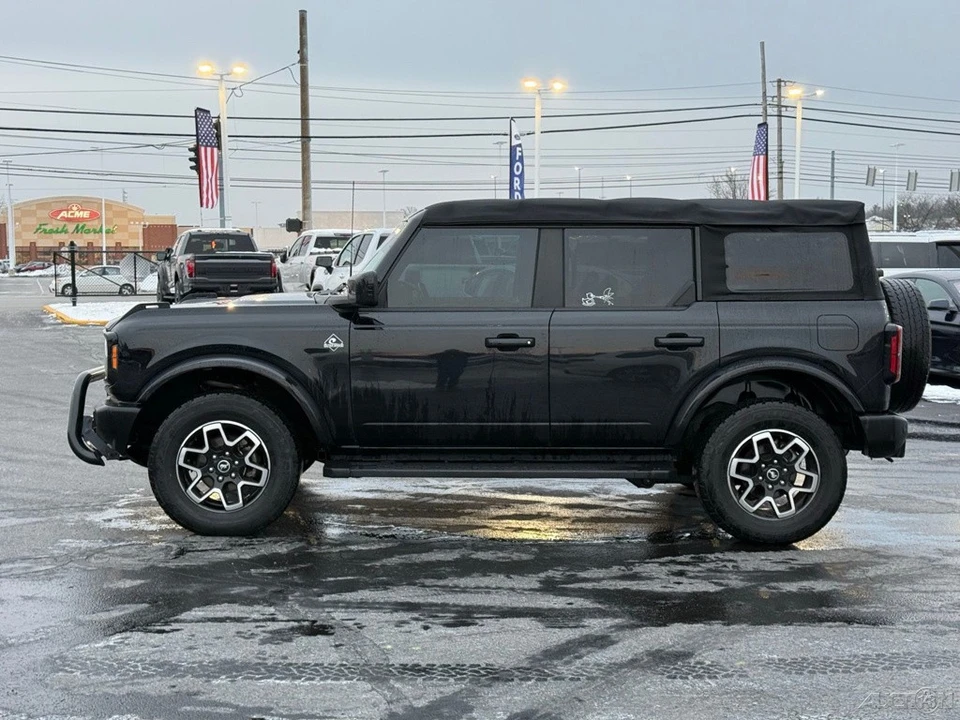 2023 Ford Bronco 6th Gen - Image 6 of 12