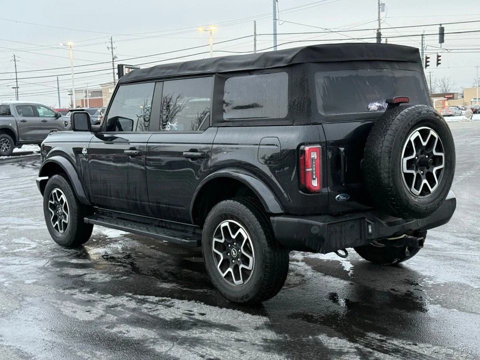 2023 Ford Bronco 6th Gen - Image 5 of 12