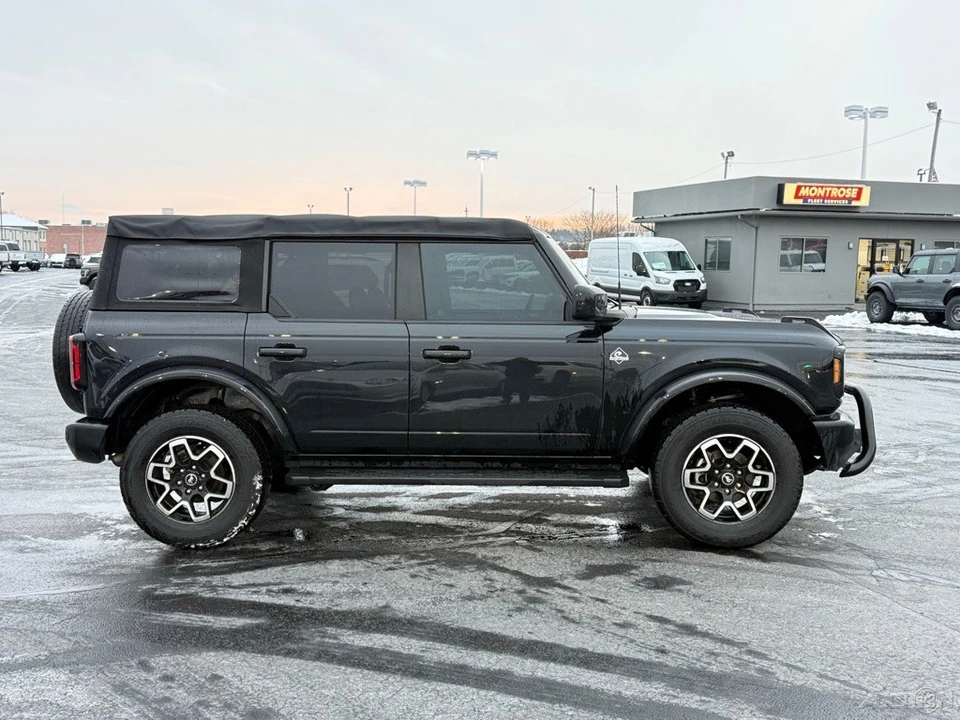 2023 Ford Bronco 6th Gen - Image 2 of 12