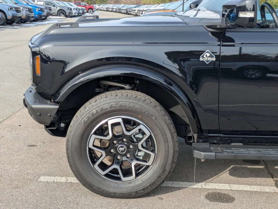 2023 Ford Bronco 6th Gen - Image 11 of 21