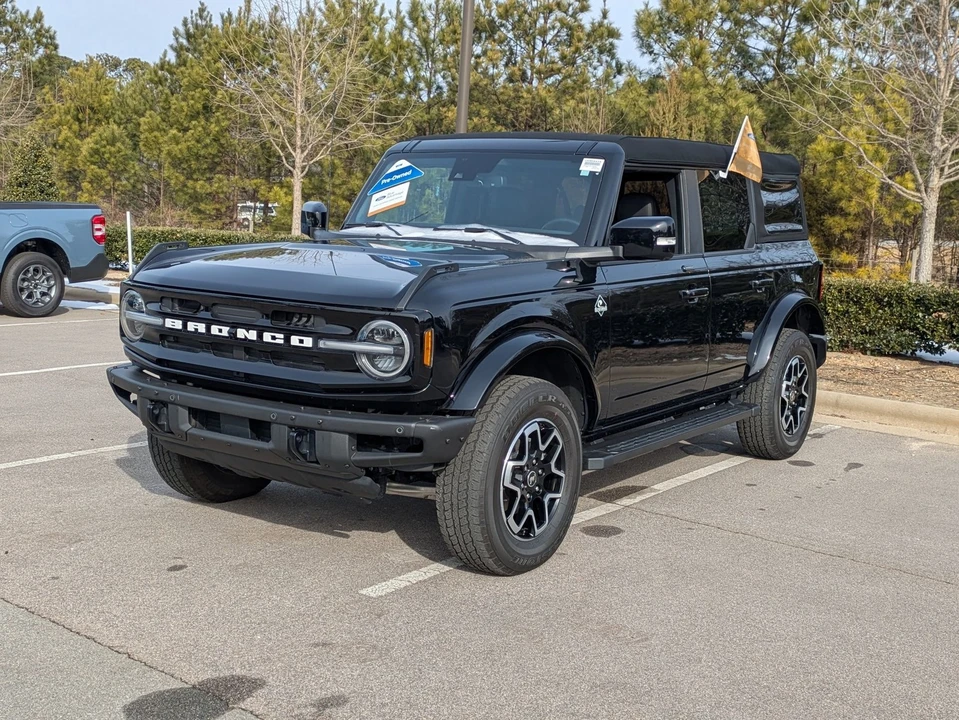 2023 Ford Bronco 6th Gen - Image 8 of 21