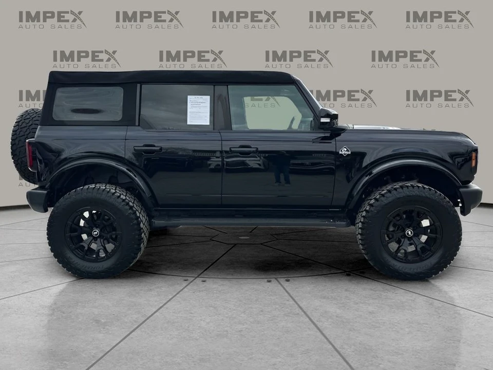 2023 Ford Bronco 6th Gen - Image 6 of 12