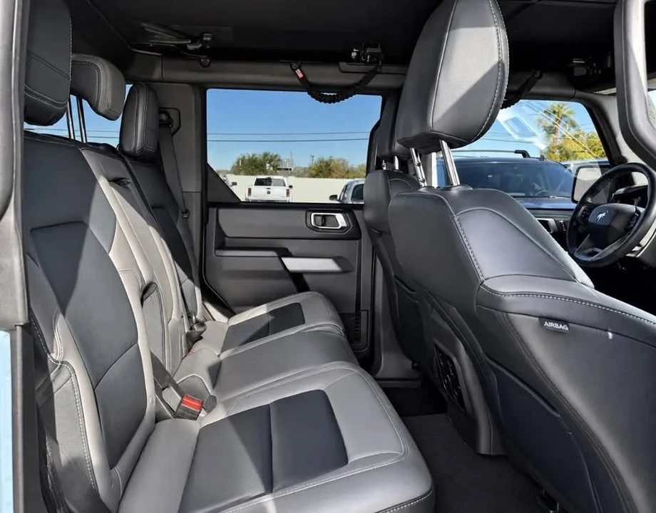 2023 Ford Bronco 6th Gen - Image 16 of 20