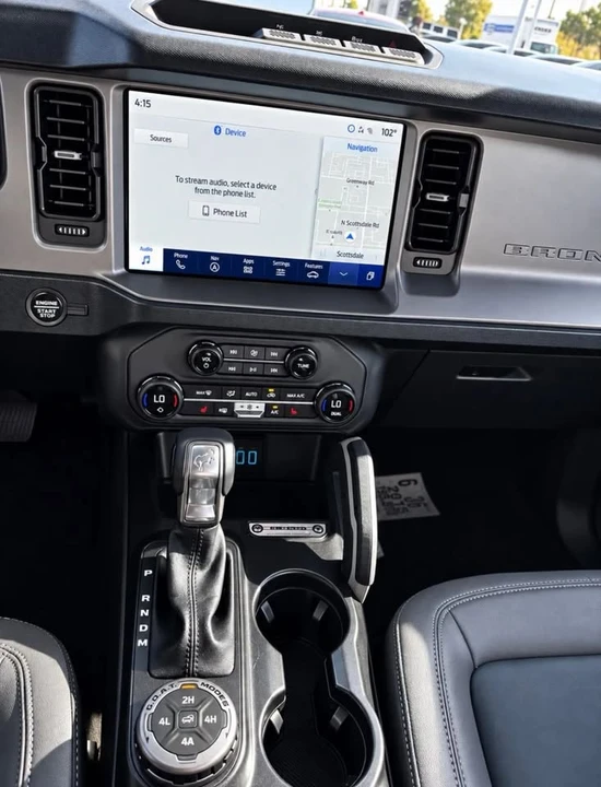 2023 Ford Bronco 6th Gen - Image 17 of 20
