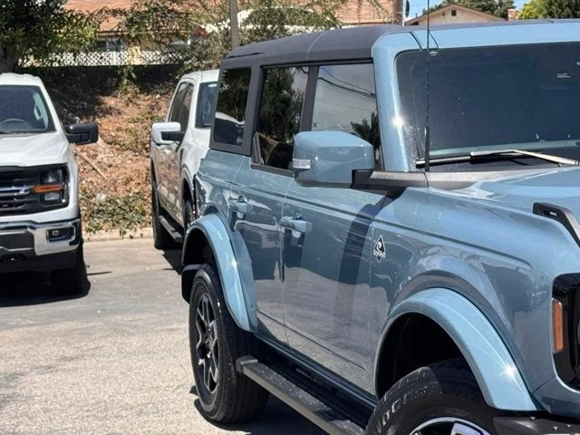 2023 Ford Bronco 6th Gen - Image 5 of 30