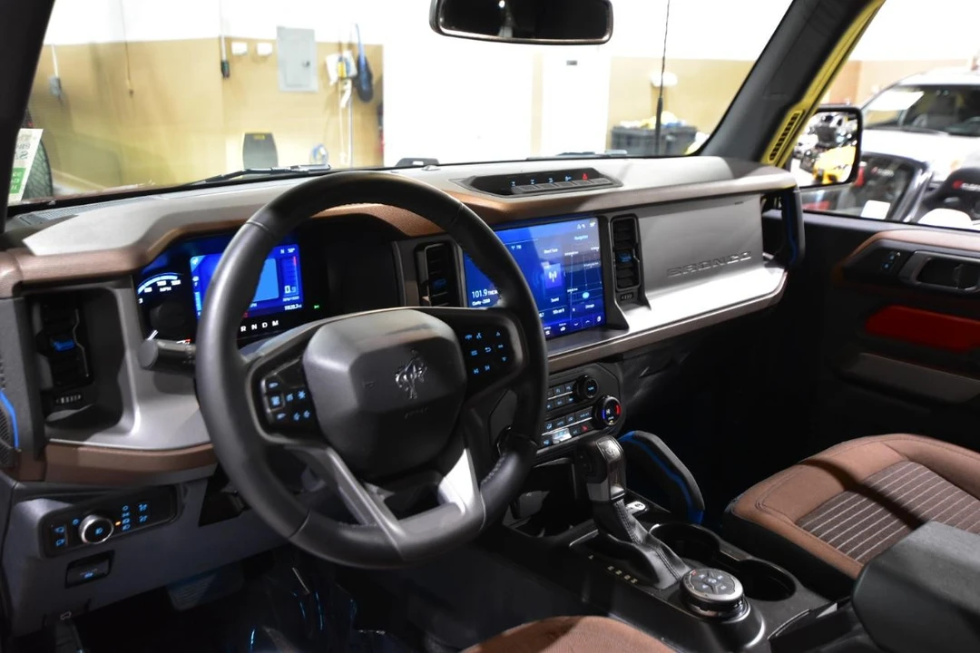 2023 Ford Bronco 6th Gen - Image 19 of 31