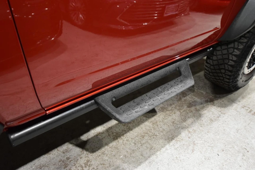 2023 Ford Bronco 6th Gen - Image 9 of 31